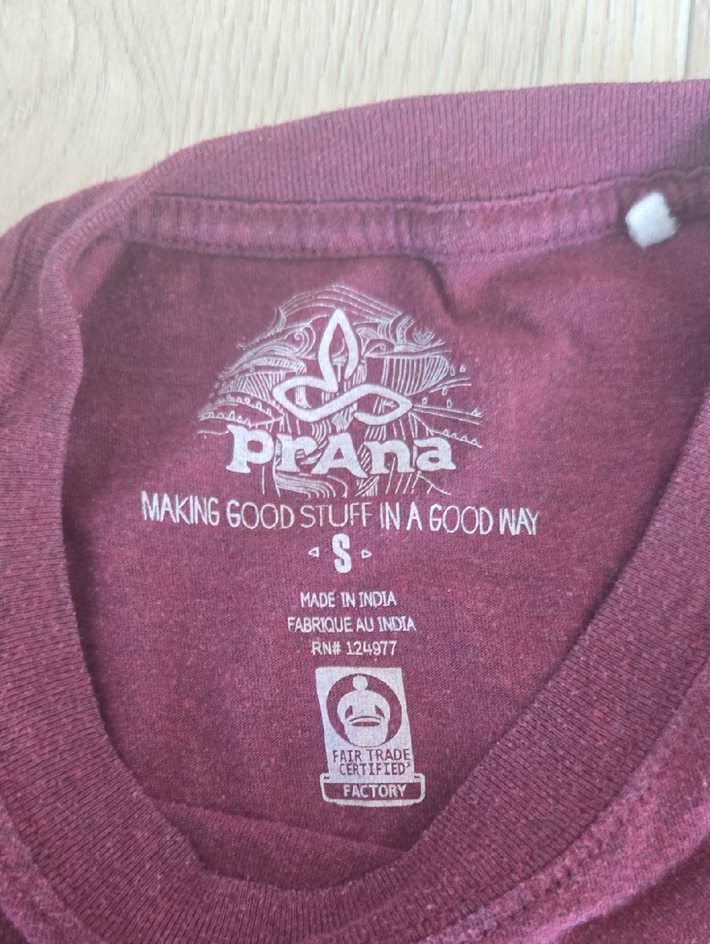 2 Prana Tees - Picture 7 of 7